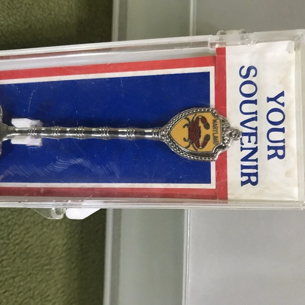 N/A collectible souvenir